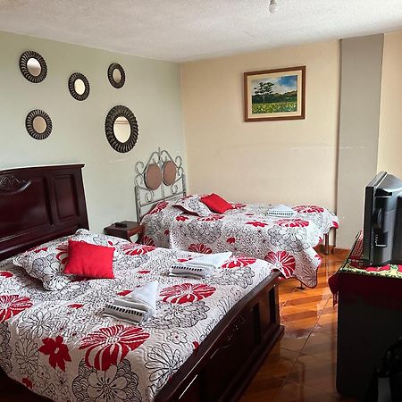 Hostal Jora Continental Cotacachi Extérieur photo