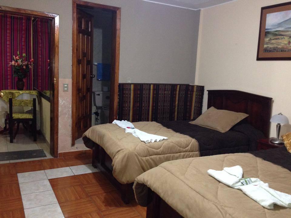 Hostal Jora Continental Cotacachi Chambre photo